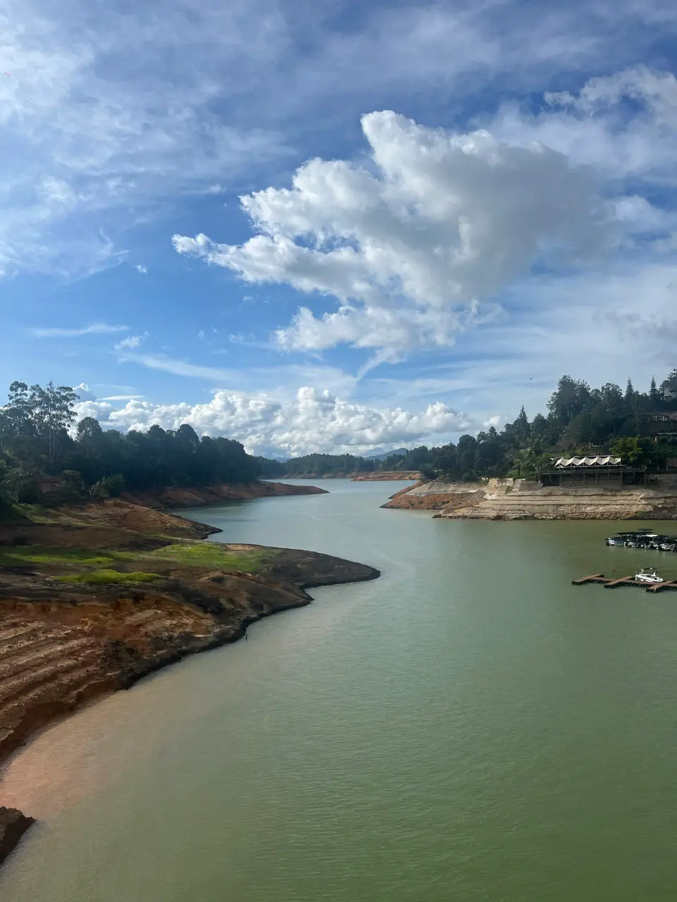 Guatapé en El Peñón: dagtrip vanuit Medellín