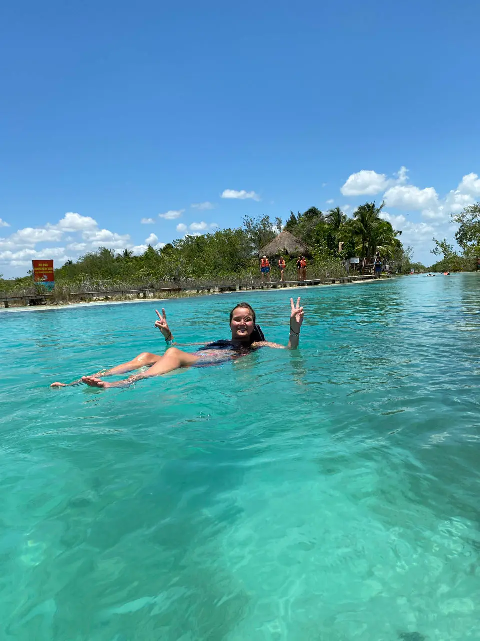 Los Rapidos 'Lagoon Club