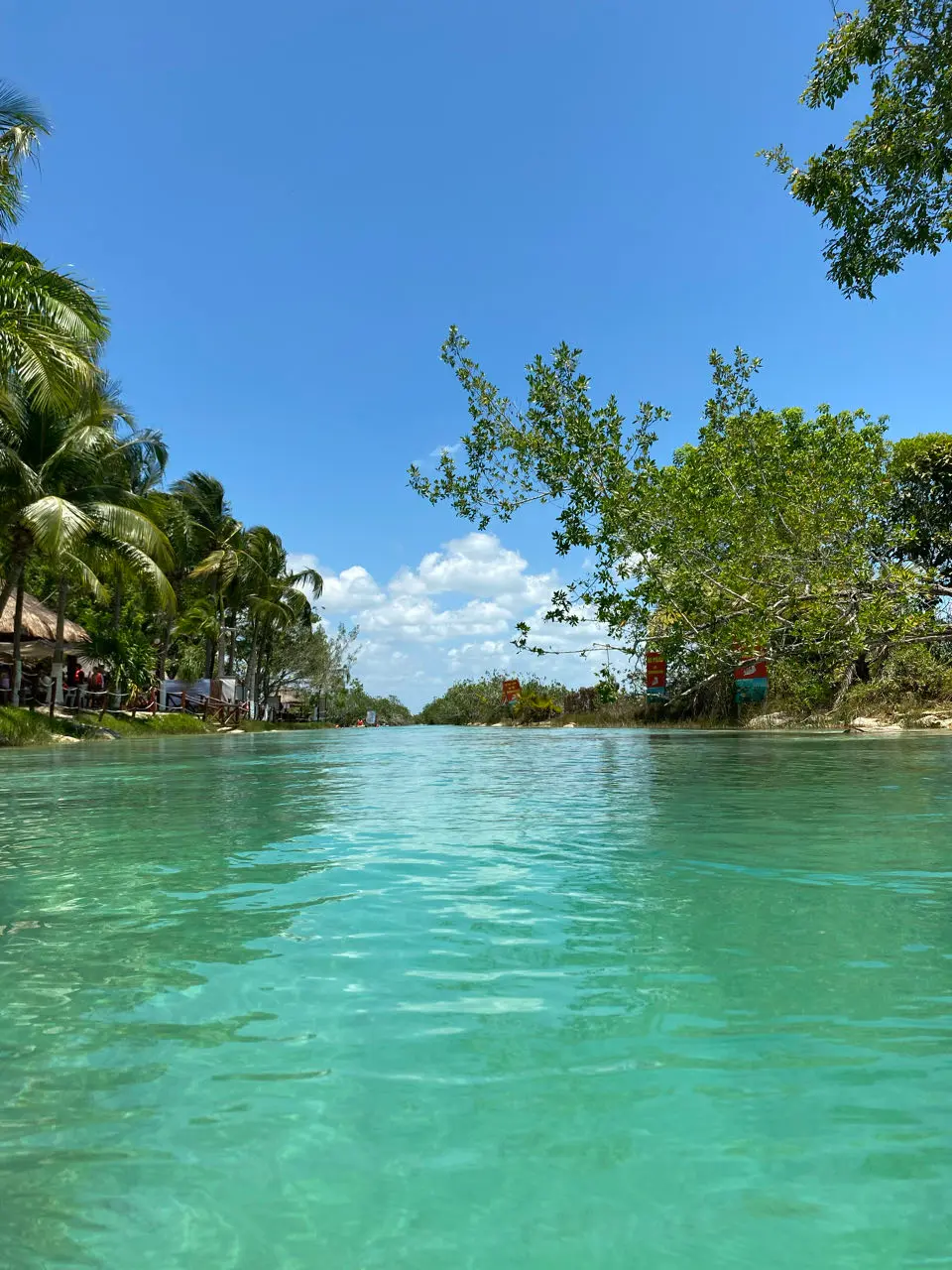 Los Rapidos 'Lagoon Club