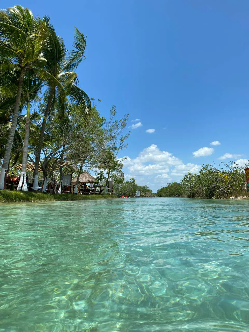 Los Rapidos 'Lagoon Club