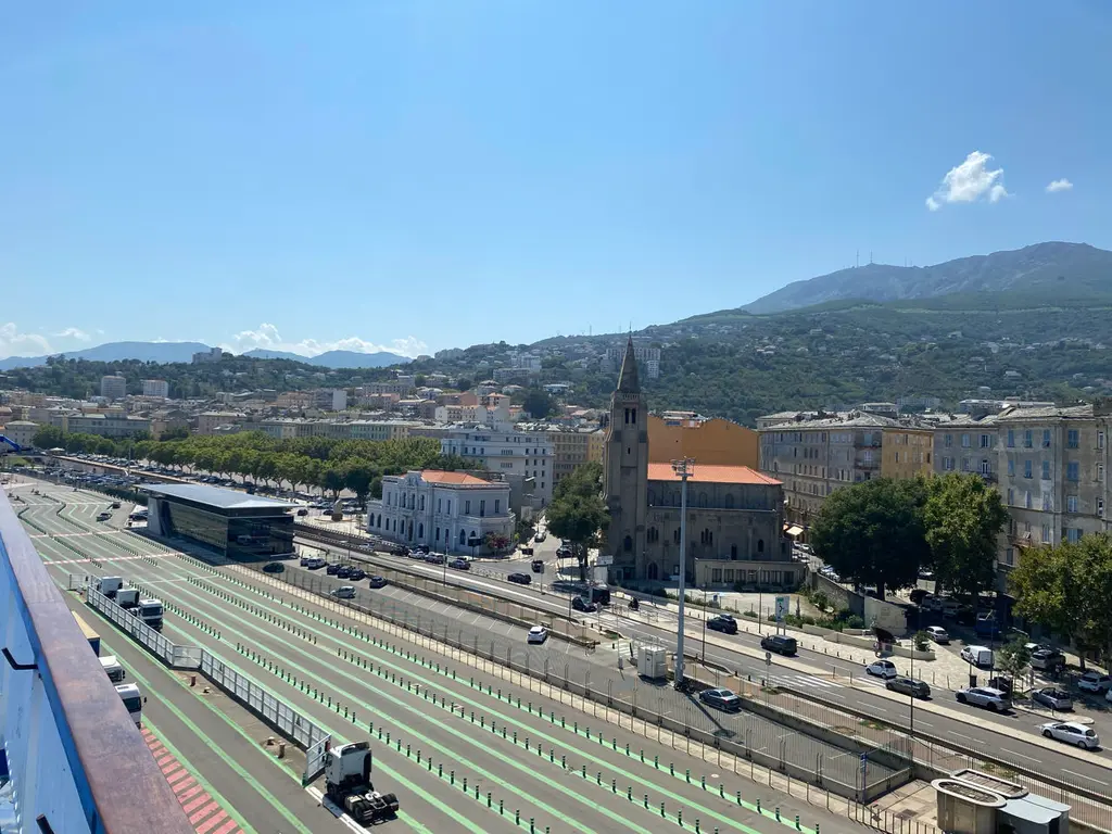 Bastia: reisgids en ervaring in Frankrijk