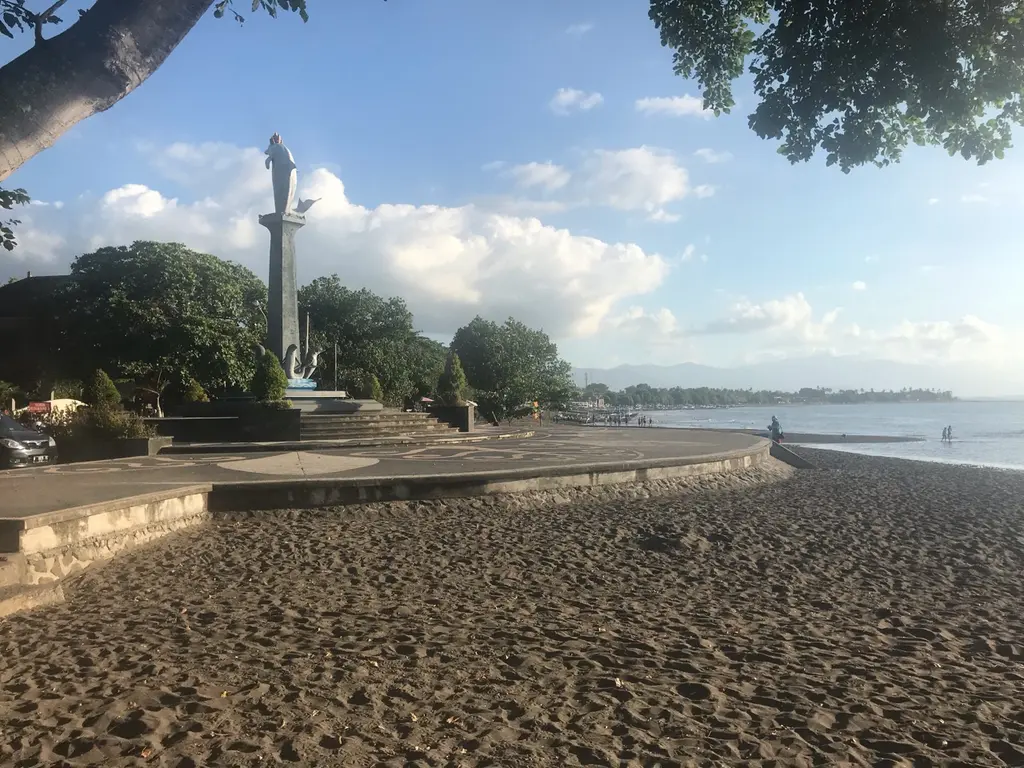 Pura danau beratan