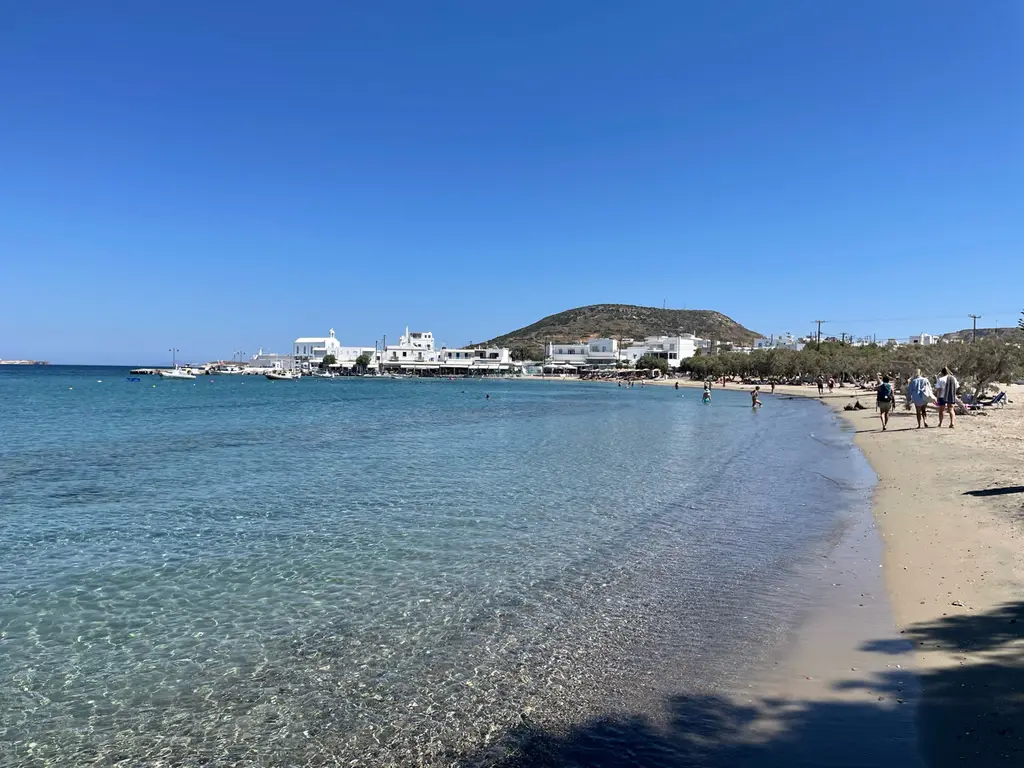White Pebble Suites & Spa