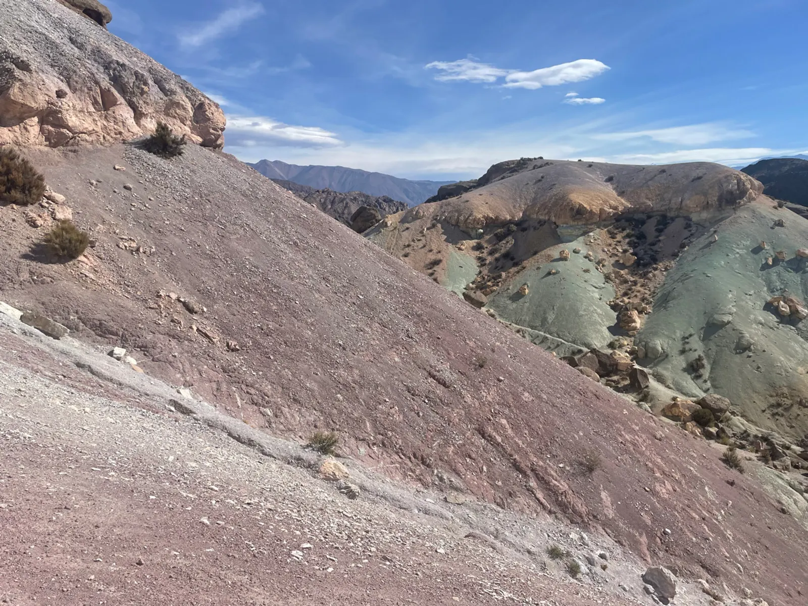 Kleurrijke berghelling van de Cerro de los Siete Colores