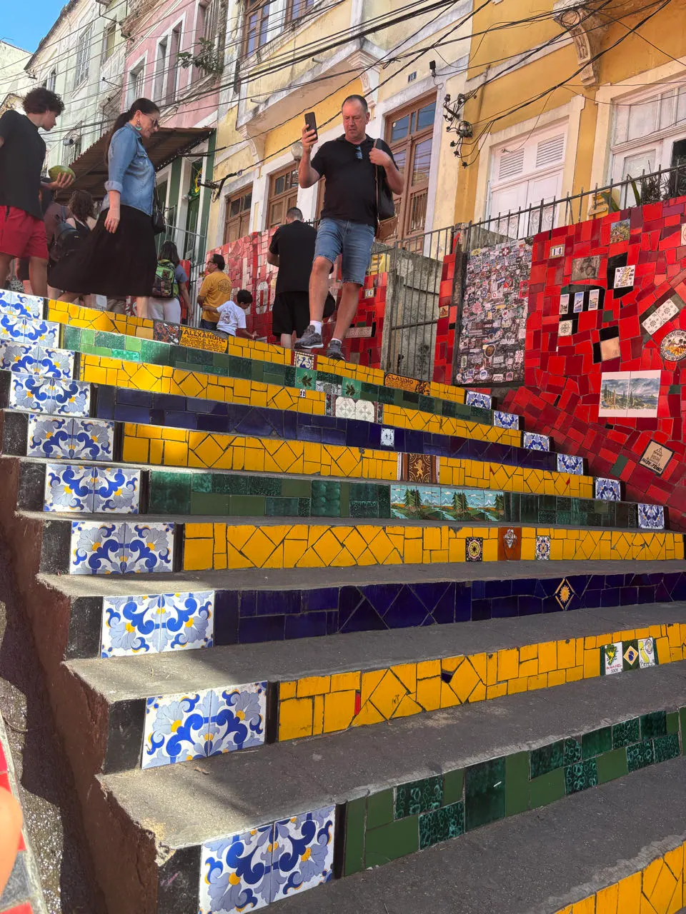 De kleurrijke tegeltjes van de Escadaria Selarón in Rio de Janeiro