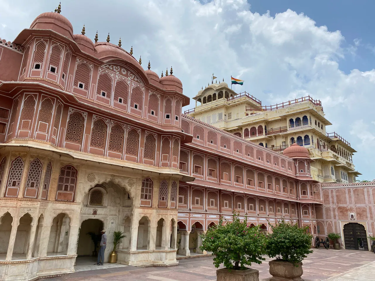 De roze gevel van het City Palace in Jaipur