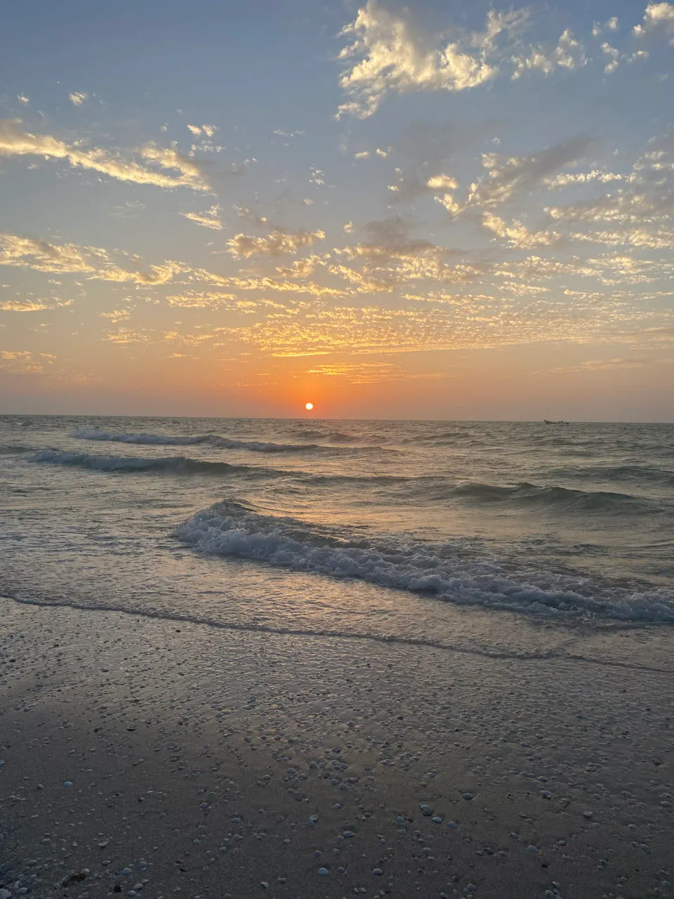 Zonsondergang boven de zee bij Celestún